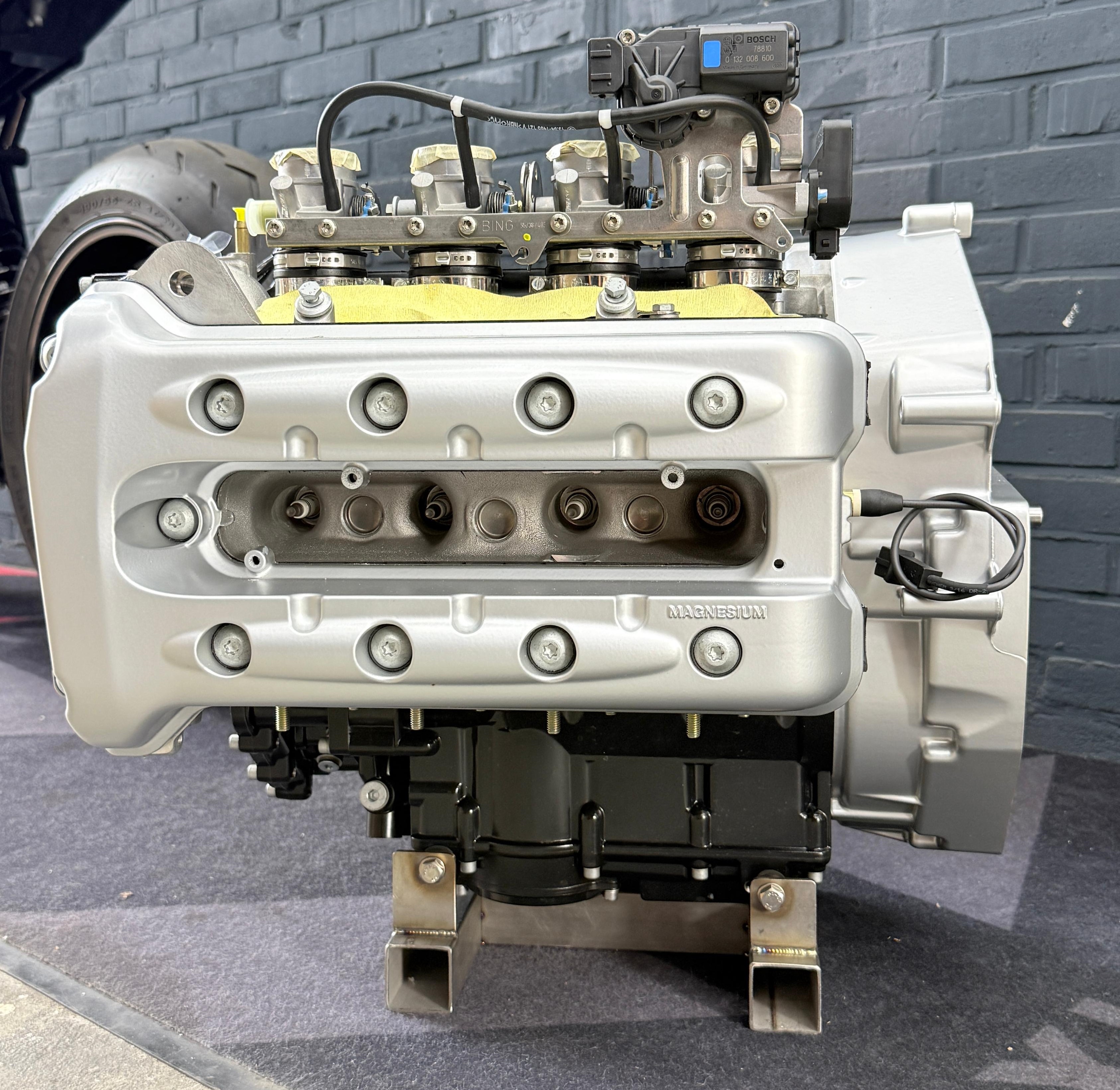 **NEW** K1200RS Engine with ITB's